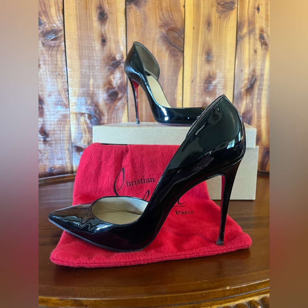 ❤️AUTHENTIC Christian Louboutin Iriza Heels❤️